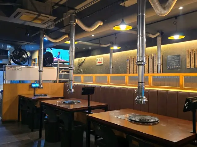 Gogitri88beonji Busansuyeong Branch Samgyeopsal (Pork Belly BBQ) 3