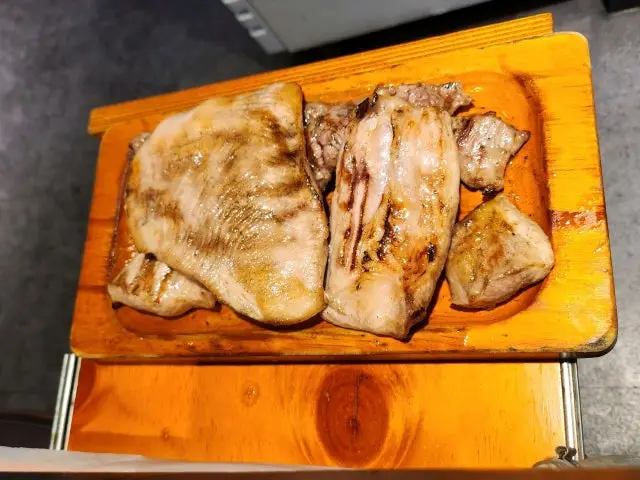 Hanamdwaejijip Songpaseokchon Branch Korean BBQ for Groups 3