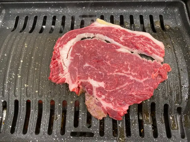 Jinyeongchuksandomaesikyuksikdang Solo-Friendly Korean BBQ 1