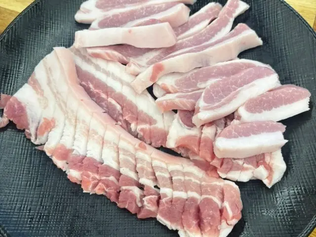 Jinyeongchuksandomaesikyuksikdang Solo-Friendly Korean BBQ 3