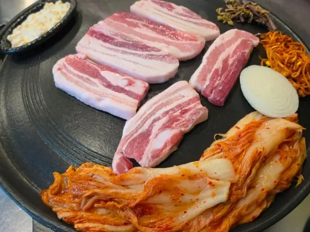 Michinsotttukkeongsamgyeopsal Photos 3