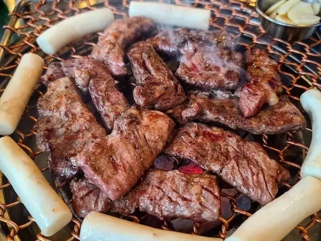 Dwaejijeonseol Korean BBQ 1