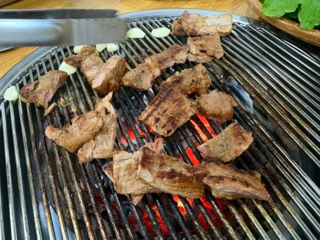 Myeongpumsutbulgui 照片 3