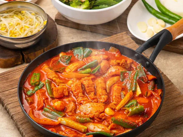돼지랑 찌개랑 사진 2