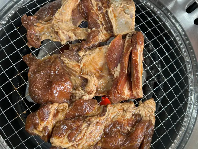 Pungnyeongalbi Galbi (Korean Short Ribs) 3