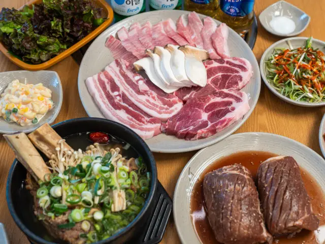 사또숯불갈비 회식·단체 사진 1