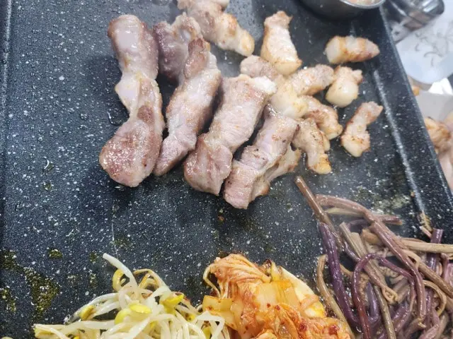 돼지야 삼겹살 사진 2