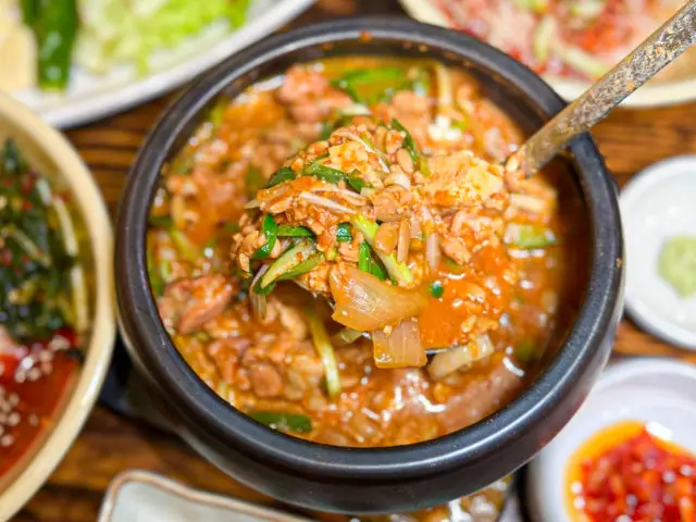 Sutmeong Songdotaimseupeiseu Main Branch Korean Beef BBQ (Hanwoo) 2