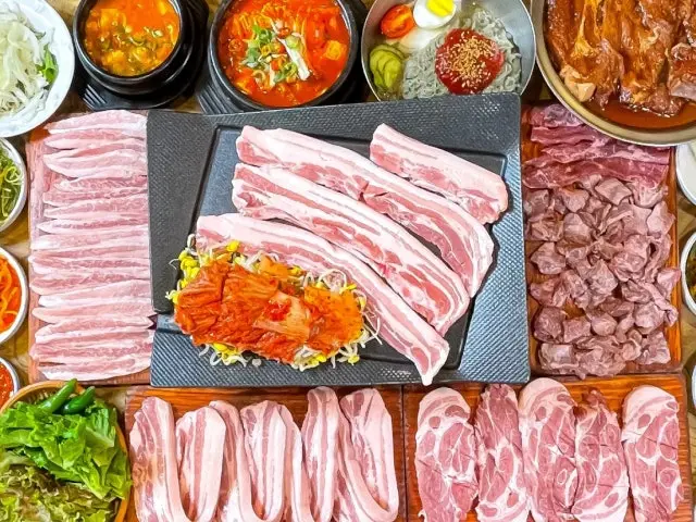 Jejuheukdwaeji Main Branch Black Pork (Heukdwaeji) 1