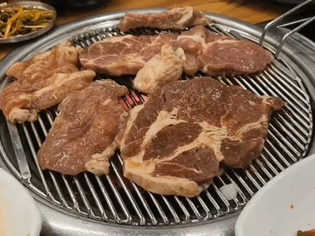 Mapogalbi Saengdeungsim Majang Branch Lamb BBQ & Lamb Skewers 3