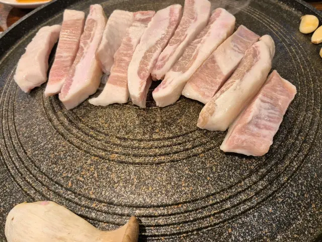 Hwanggeum Saengsamgyeopsal 照片 1