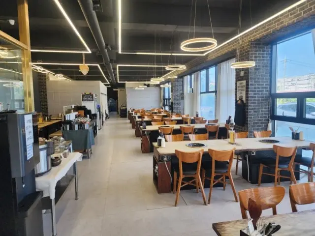 Hoesikuidalin Seosuwontapdong Branch Korean BBQ with Private Rooms 3