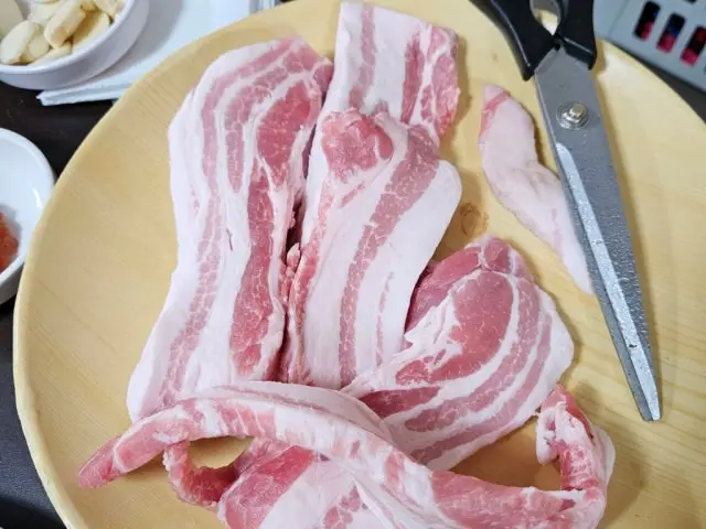 Sagajeongsaengsamgyeopsal 写真 2