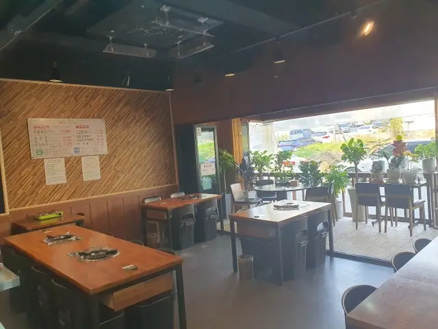 Wangsiprigopchangmaeul 烤肠 2