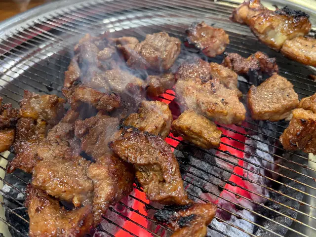 Suyangsutbulgalbi 烤肉 1