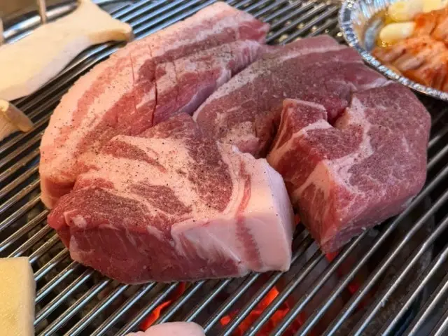 Bakdaeposogeumgui Yeonsansicheong Branch Late-Night Korean BBQ 3