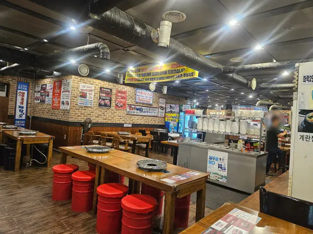 Saenggogijejakso Buldang Branch All-You-Can-Eat Korean BBQ 3