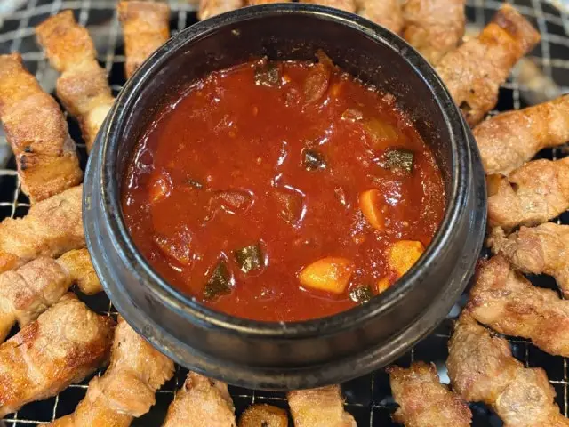 Jejudogeuril Incheonsongdo Branch Daepae (Thin-Sliced Pork Belly) 2