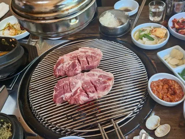 소문난왕갈비 고기집 사진 2