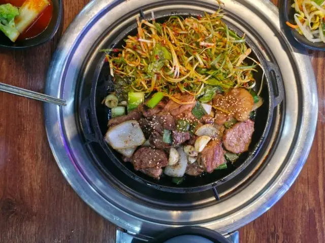 Baeknyeongalbi Jungrang Branch Galbi (Korean Short Ribs) 2
