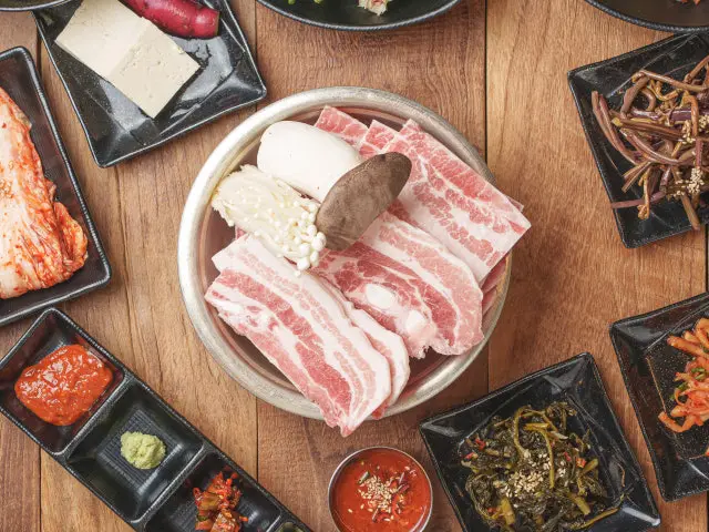 육회한고기 혼밥 사진 1