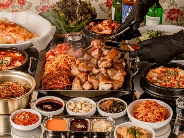 Pyeonghwagimhaedwitgogi Guseo Branch Cheap Korean BBQ 2