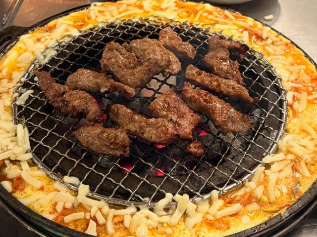 Sinmapogalmaegi Jakjeon Branch Galbi (Korean Short Ribs) 2