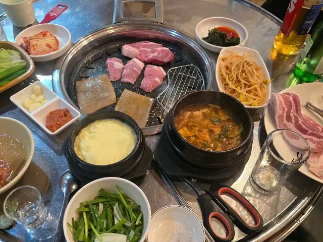 Geujip&gogi Jeongja Branch Cheap Korean BBQ 2