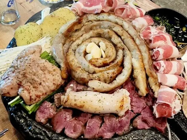Samnammaesogopchang,naengdongsamgyeopsal 写真 1