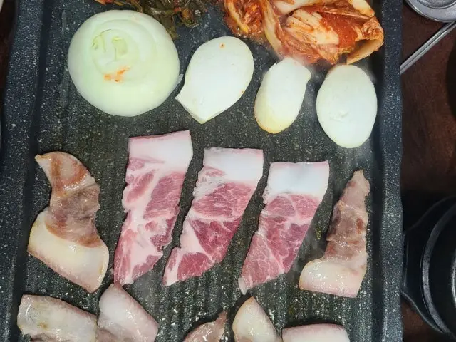 Dwaejibang Juan Branch Naengsam (Frozen Pork Belly) 3