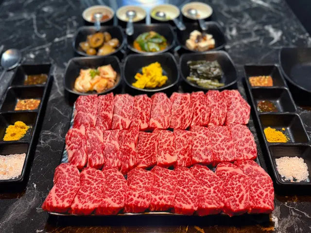 육랩 강남본점 데이트 사진 1