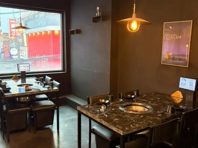 육랩 강남본점 데이트 사진 3
