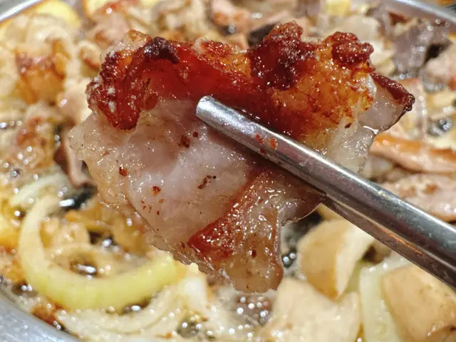 Cheongjeonghanudolgopchang Gopchang (Grilled Intestines) 2