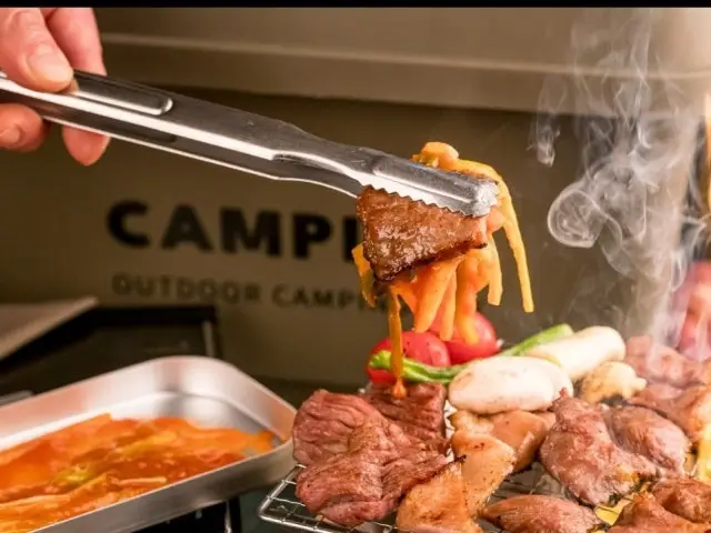 Janggundwitgogi Daejeon Main Branch Old-School Korean BBQ 1