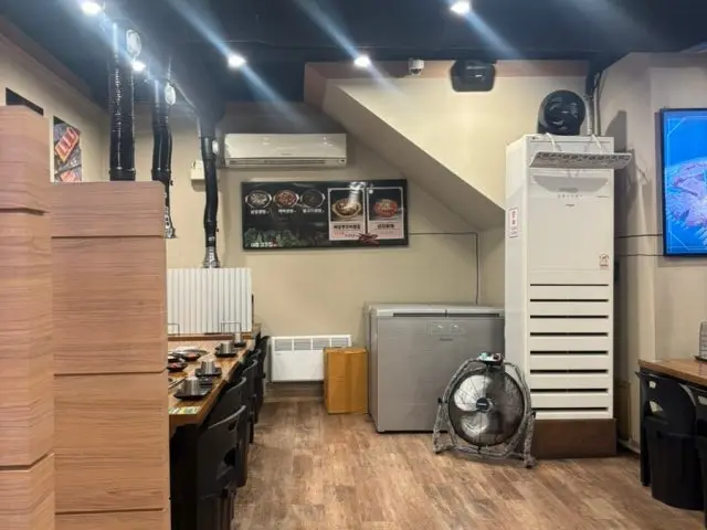 Icheunggogitjip Suwonyeongtong Branch Solo-Friendly Korean BBQ 3