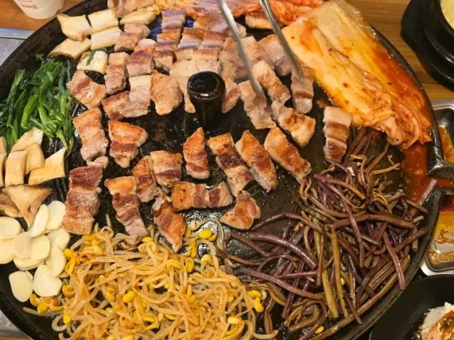 서가네 솥뚜껑 생삼겹살 소고기·한우 사진 1