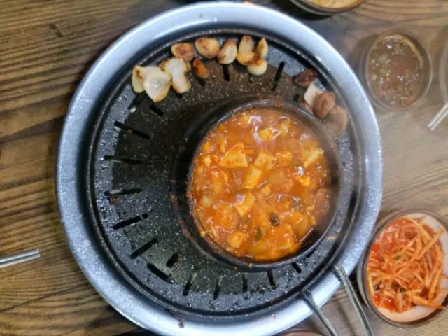 Daegumakchangsutbulgui Charcoal-Grilled Galbi 1
