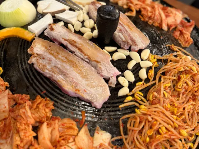 거북이솥뚜껑김치삼겹살 사진 1
