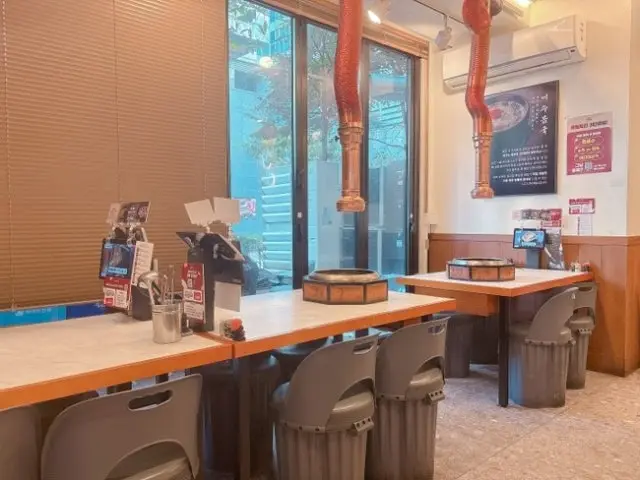 Seomgojip Songdo Branch Ogyeopsal (Skin-On Pork Belly) 3
