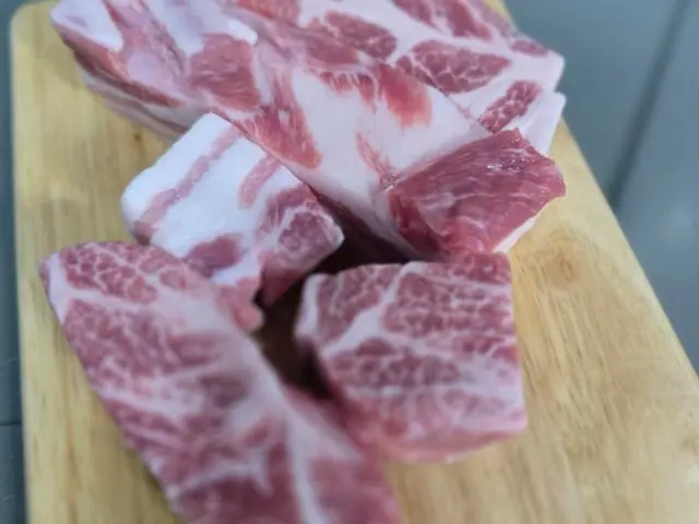 Wangpyogogi Gwanganri Main Branch Solo-Friendly Korean BBQ 2