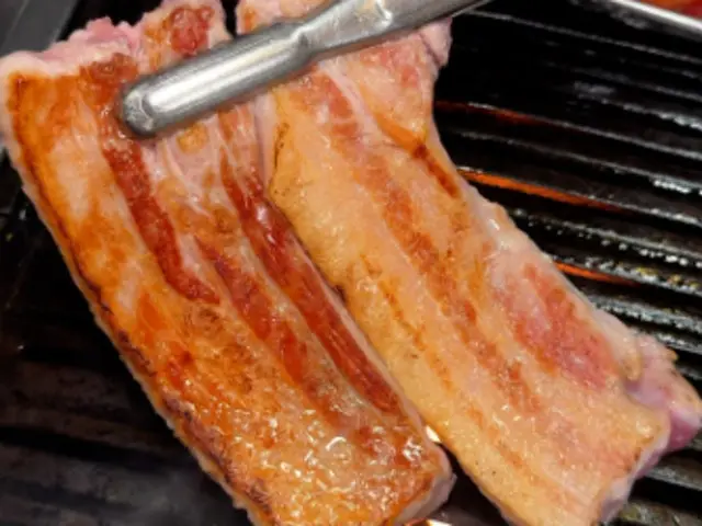 Noeulyeontangui Buldangjikyeong Branch Galbisal (Beef Rib Fingers) 1