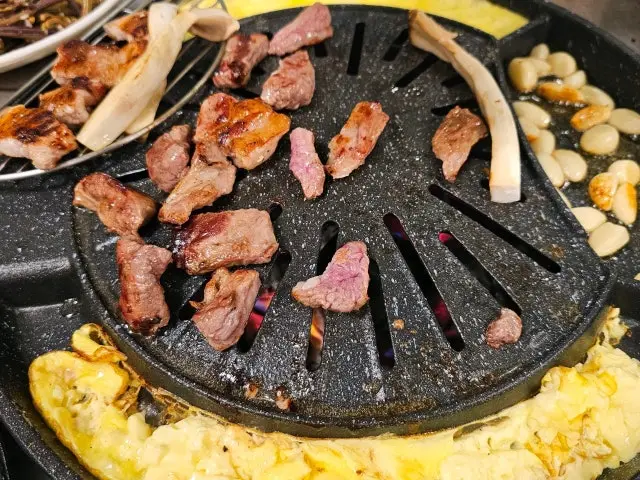 Donbangjejumatdwaeji Gwanjeo店 五花肉烤肉 2