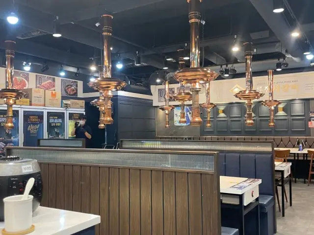 Myeongryunjinsagalbi Suwonyeongtonggucheong Branch Galbi (Korean Short Ribs) 3