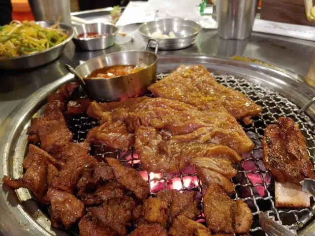 Songwon Mapo Dwaejigalbi Korean Beef BBQ (Hanwoo) 1