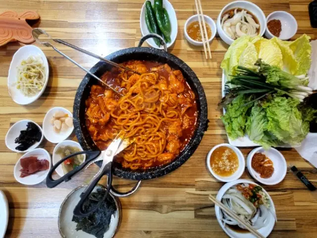 Singiyanggopchang Samgyeopsal (Pork Belly BBQ) 2