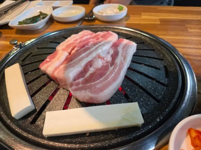 Handonchamsutkkogi Korean BBQ 3