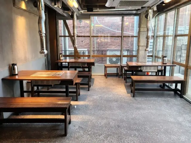 Eomyongbaek Dwaejigui Gwanghwamun Branch Cheap Korean BBQ 3