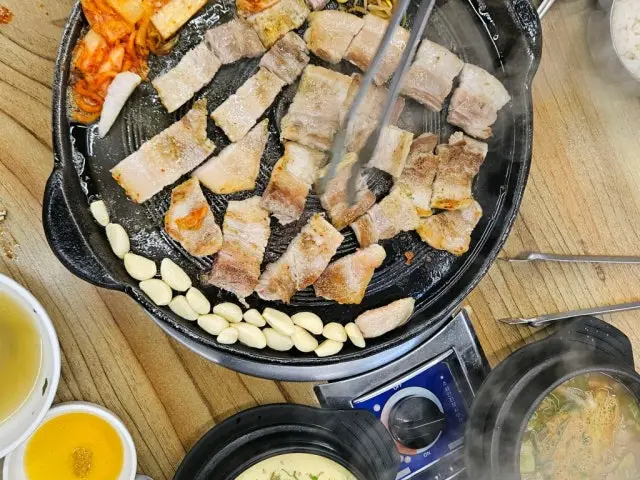 Jangteosamgyeopsal Hakik Branch Old-School Korean BBQ 2