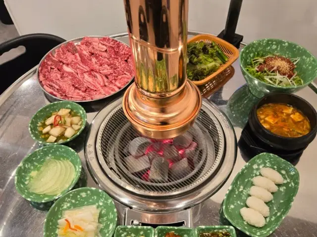 Iganemyeongingalbisal Busanhadan Branch Galbi (Korean Short Ribs) 1