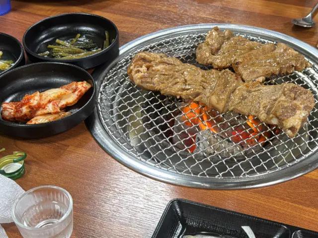 Guseokjipsutbulgalbi 炭火烤排骨 3